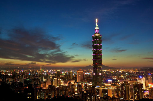 برج تایپه ۱۰۱ در شهر تایپه تایوان 