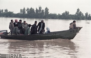 3 آذر 1373؛جاری شدن سیل در استان خوزستان
