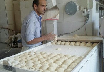 نان رسماً گران نشده است؛ پیشنهاد افزایش ۲۵ درصدی نرخ نان

