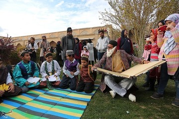 اصفهان قدیم در میدان نقش جهان اصفهان