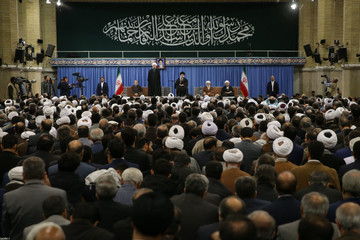 دیدار مسئولان نظام و میهمانان کنفرانس وحدت اسلامى‌ با رهبر معظم انقلاب اسلامی