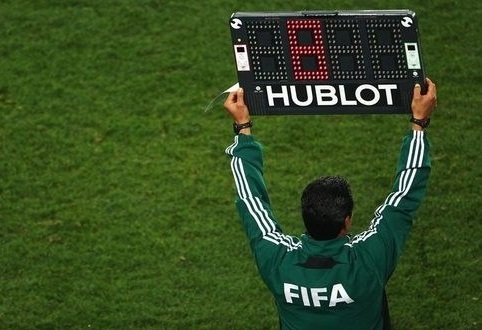 ایده مهم FIFA بعد از اجرایی شدن VAR؛ رباتها آفساید میگیرند! ایده مهم FIFA بعد از اجرایی شدن VAR؛ رباتها آفساید میگیرند!
