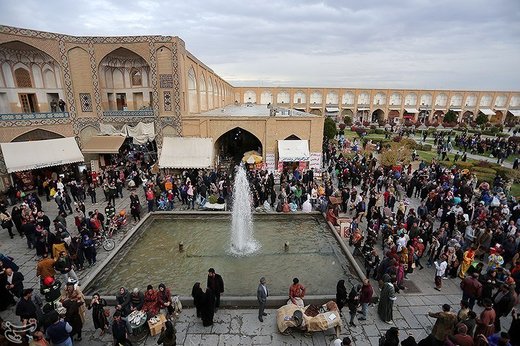 اصفهان قدیم در میدان نقش جهان اصفهان
