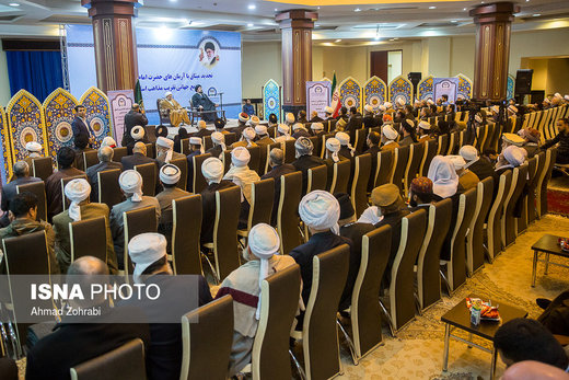 تجدید میثاق میهمانان کنفرانس وحدت با آرمان‌های امام خمینی(ره)