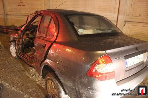 تصادف تیبا با کامیون در بلوار کرمان خودرو