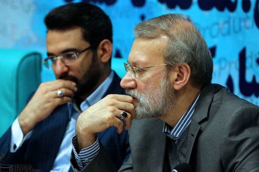 بازدید لاریجانی از مرکز ملی تبادل اطلاعات و مانیتورینگ وزارت ارتباطات