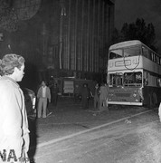 تصاویر | ۳۷ سال پیش، انفجار بمب در فروشگاه قدس خیابان ولی‌عصر