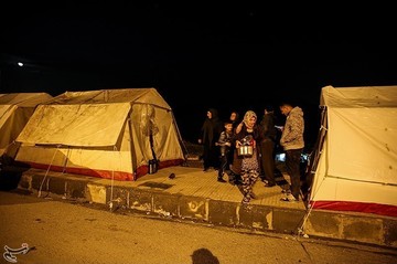 شب‌های سرد زلزله‌زدگان کرمانشاه