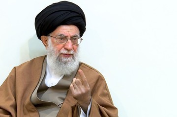 دیدار جمعی از بازیگران، کارگردانان و تهیه‌کنندگان سیما با رهبر معظم انقلاب اسلامی