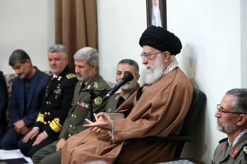 دیدار جمعی از فرماندهان و مسئولان نیروی دریایی ارتش با رهبر معظم انقلاب اسلامی