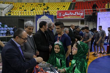 مسابقات بین‌المللی کشتی آزاد جام شاهد