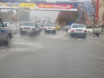 بارش باران در ارومیه و آب گرفتگی معابر