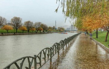بارش باران در ارومیه و آب گرفتگی معابر