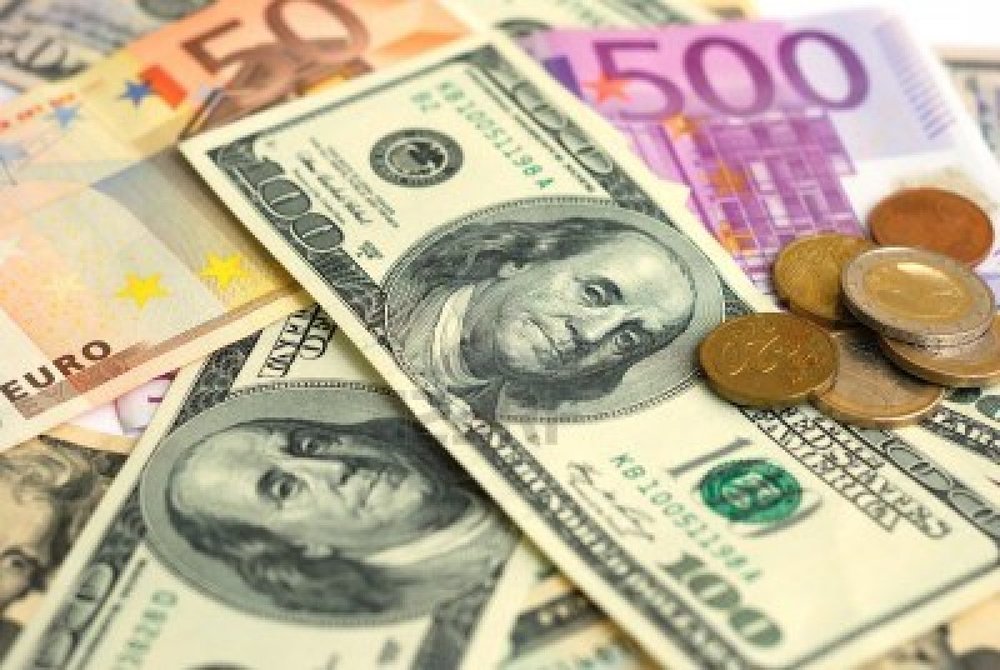قیمت دلار و یورو