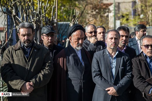 تشییع پیکر مرحوم ابوالفضل زرویی نصرآباد