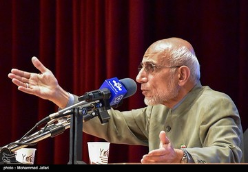 میرسلیم: مفاسد مثل موریانه ستون‌های انقلاب را می‌خورند/ ۲ اصل ضروری برای تداوم انقلاب