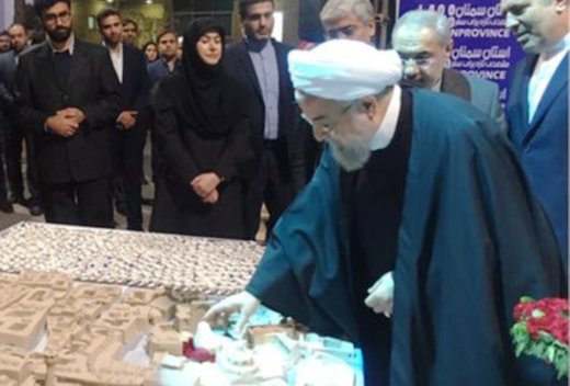 رونمایی رئیس جمهوری از پرنده های صلح در سمنان رونمایی رئیس جمهوری از پرنده های صلح در سمنان