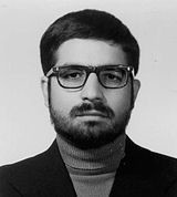 بانویی که روحانی را از دست ماموران ساواک فراری داد +عکس