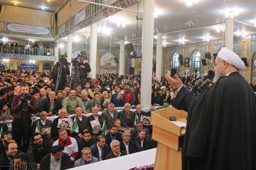 سخنرانی رئیس جمهوری در جمع مردم سرخه
