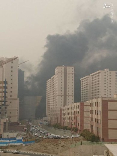 آتش‌سوزی یک مرکز خرید در غرب تهران