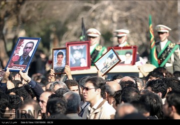 15 آذر 1384 - سقوط هواپیمای c- 130 ارتش و شهادت اصحاب رسانه
