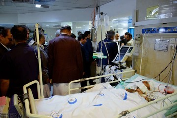 بازدید وزیر فرهنگ و ارشاد از محل و مصدومین حادثه تروریستی چابهار