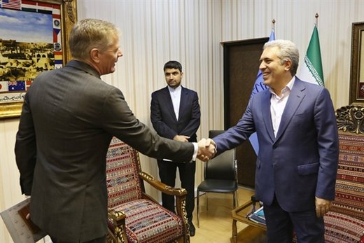 Iranians should not face problem to receive UK visa: VP Iranians should not face problem to receive UK visa: VP