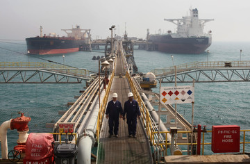 رکورد شکنی چین با واردات روزانه ۱۰.۴۳ میلیون بشکه نفت
