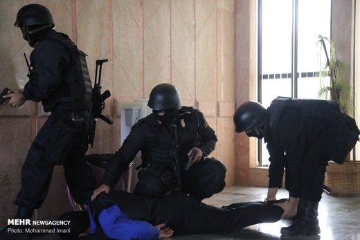 مانور مقابله با حملات احتمالی تروریستی در استانداری گلستان
