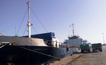 Hormuzgan exports first non-oil consignment to Oman