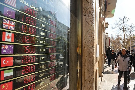 افزایش حضور فروشندگان ارز خانگی در بازار فردوسی