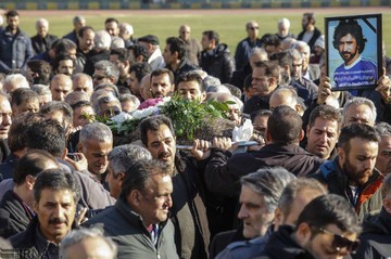 تشییع پیکر دانایی فرد پیشکسوت فوتبال