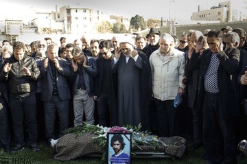 تشییع پیکر دانایی فرد پیشکسوت فوتبال