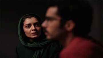 Iranian filmmaker finds Indian award in ‘The Dark Room’