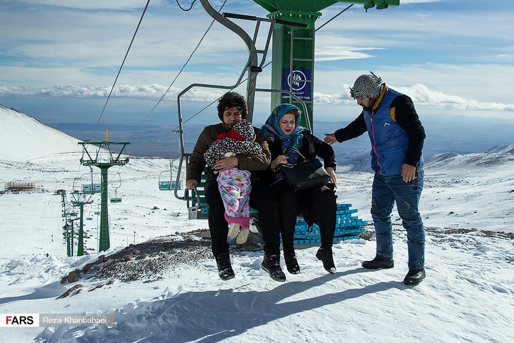 هیجان در بزرگ‌ترین پیست اسکی ایران+تصاویر