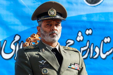 امیر سرلشکر موسوی: رهبر انقلاب احاطه کاملی بر مسائل امنیتی و دفاعی دارند