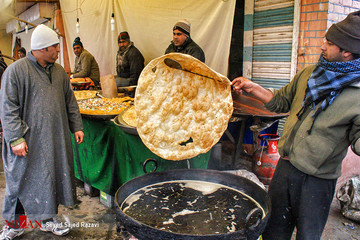 بازار غذا‌های سنتی در کشمیر