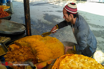 بازار غذا‌های سنتی در کشمیر