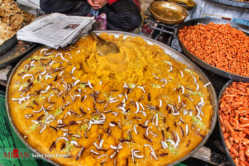بازار غذا‌های سنتی در کشمیر