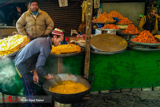 بازار غذا‌های سنتی در کشمیر