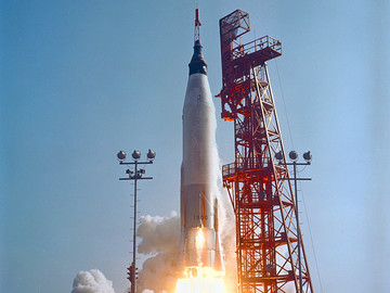 سالروز پرتاب اولین سفینه فضایی سرنشین‌دار آمریکا