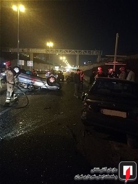 تصادف پژو 405 با پراید در بزرگراه نیایش