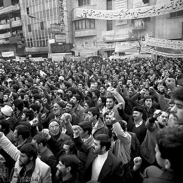 تشییع پیکر شهید آیت الله محمد مفتح و دو پاسدار شهید