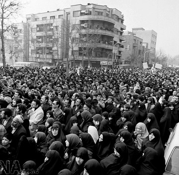 تشییع پیکر شهید آیت الله محمد مفتح و دو پاسدار شهید