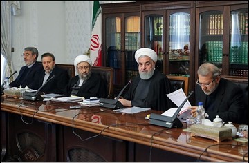 جهت‌گیری‌ها و شاخص‌های کلان بودجه ۹۸ تصویب شد/ تصویب راهکارهای وزارت نفت برای عرضه گسترده‌تر نفت در بورس انرژی
