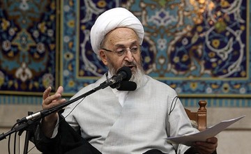 تاکید دوباره آیتالله سبحانی بر تکالیف در خانه دانشآموزان: گفتند سالانه ۱۳۰ میلیون جلد کتب آموزشی از بین میرود تاکید دوباره آیتالله سبحانی بر تکالیف در خانه دانشآموزان: گفتند سالانه ۱۳۰ میلیون جلد کتب آموزشی از بین میرود