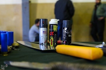 بازداشت اراذل و اوباش و مزاحمین محله های تهران