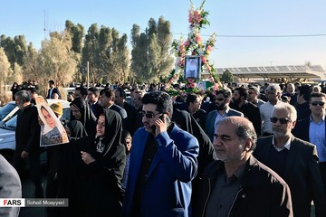 مراسم تشییع پیکردانش آموزان زاهدانی