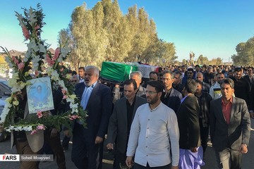مراسم تشییع پیکردانش آموزان زاهدانی