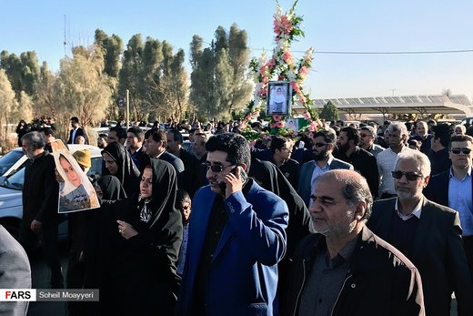 مراسم تشییع پیکردانش آموزان زاهدانی